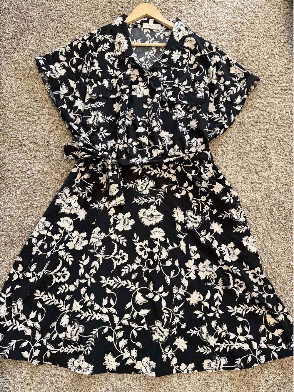 Lucky Brand Black & Cream Floral Shirt Dress Belted Size 3X Side Pockets